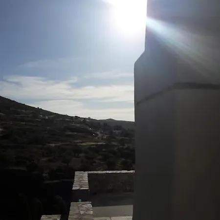 Apartament Lovely On The Mountain Páros